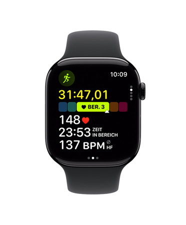 Apple Watch Series 11, Aluminiumgehäuse, Farbe poliertes Diamantschwarz, Outdoor-Lauftraining geöffnet, Herzfrequenz in Herz Zone 3, rechte Seitenansicht: Digital Crown, Sportarmband Schwarz