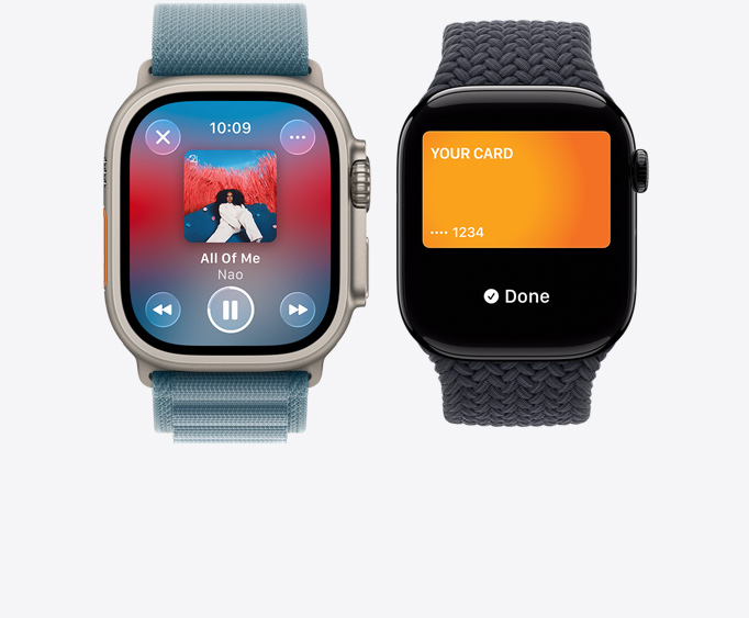 Apple Watch Ultra 3 natúr színű titántokkal, Apple Music app, „Lejátszás alatt” képernyő, Apple Watch Series 11 magasfényű kozmoszfekete alumíniumtokkal, Apple Pay képernyő, Apple Card