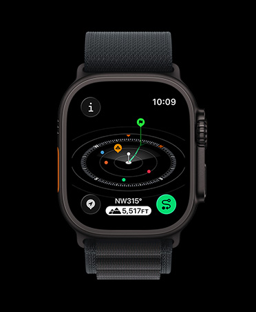 Apple Watch Ultra 3, warna hitam, casing titanium, aplikasi Kompas, titik jalan yang ditandai, tali jam, Loop Alpine hitam