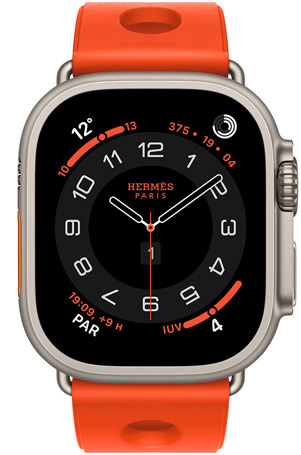 Apple Watch Hermès Ultra 3, quadrante analogico Circulaire, (lancette dell’ora, dei minuti e dei secondi, complicazioni: Meteo, anelli Attività, ora di Parigi e Indice UV), cassa in titanio naturale, lato destro, Digital Crown, tasto laterale in rilievo, cinturino Scub’H Diving color Orange Néon (arancione brillante) in gomma sagomata con aperture circolari al centro