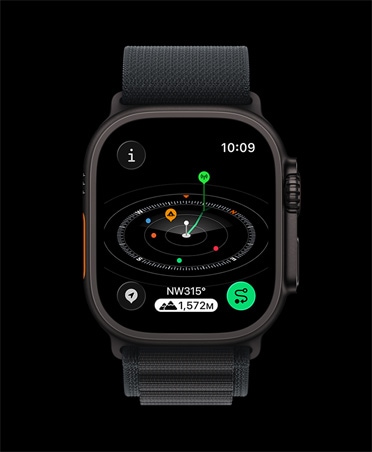Apple Watch Ultra 3, melna krāsa, titāna ietvars, Compass aplikācija, atzīmēti karodziņi, siksniņa, melna Alpine Loop siksniņa