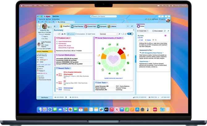 Ein MacBook Pro, das Epic MyChart Electronic Health Records anzeigt.