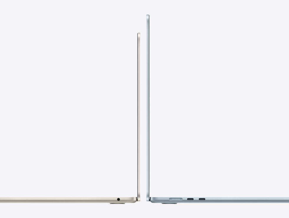 13 吋和 15 吋 MacBook Air 手提電腦背對背，展示尺寸分別